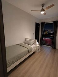 Sims Avenue (D14), Shop House #603652891